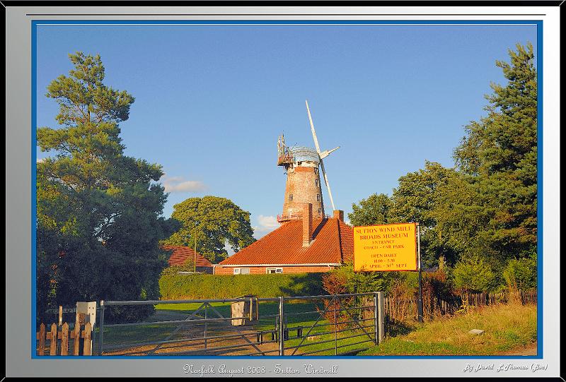 DSC_3935.jpg - Nikon D300 - Sutton Windmill nr Great Yarmouth in Norfolk August 2008.