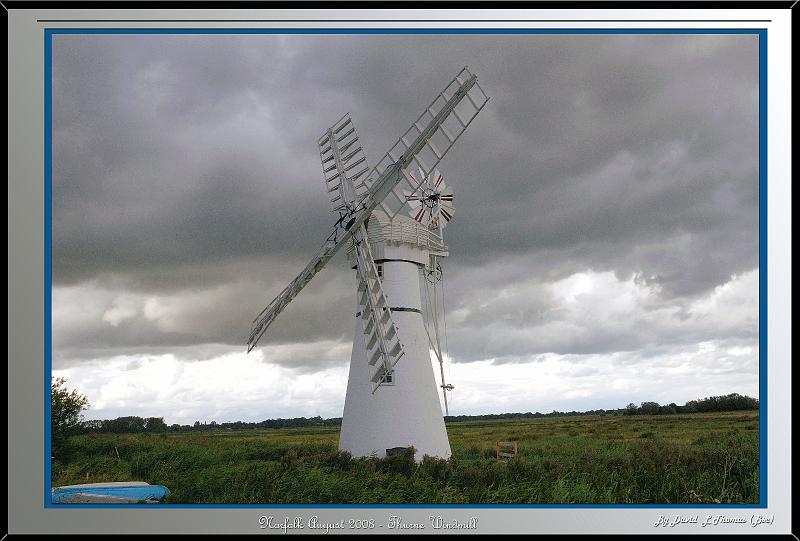 DSC_4129.jpg - Nikon D300 - Thorne Windmill on Cloudy wet day August 2008